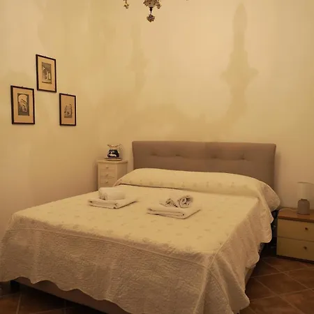 Cappuccini House By Francigenaapartments Apartment